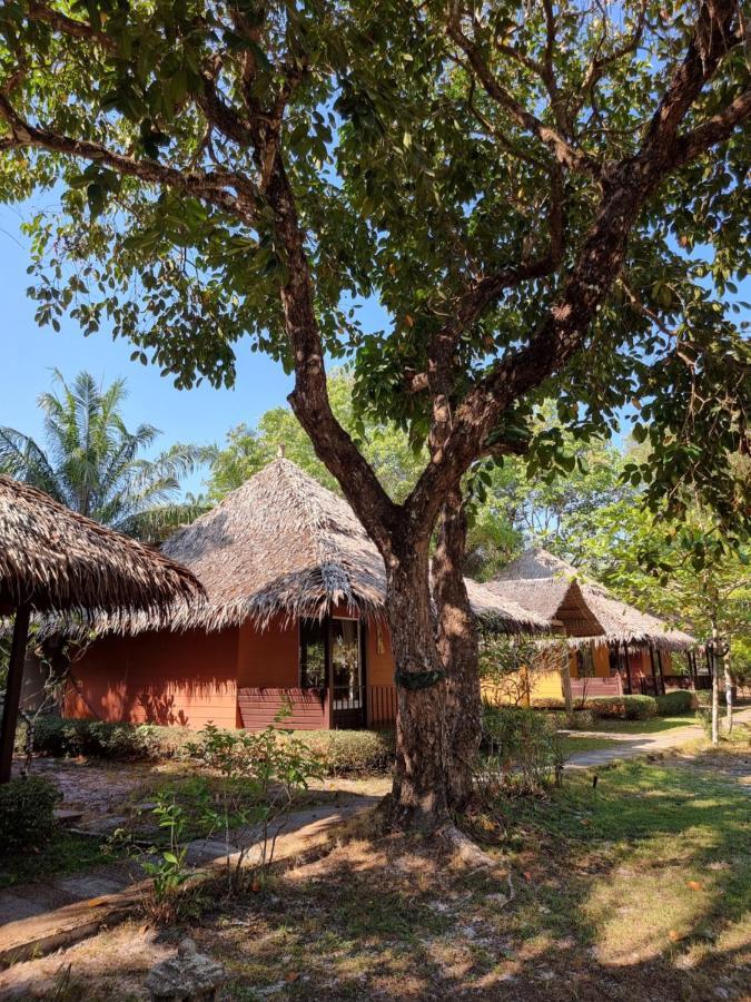 Phayam Cottage Resort Koh Phayam Exterior foto