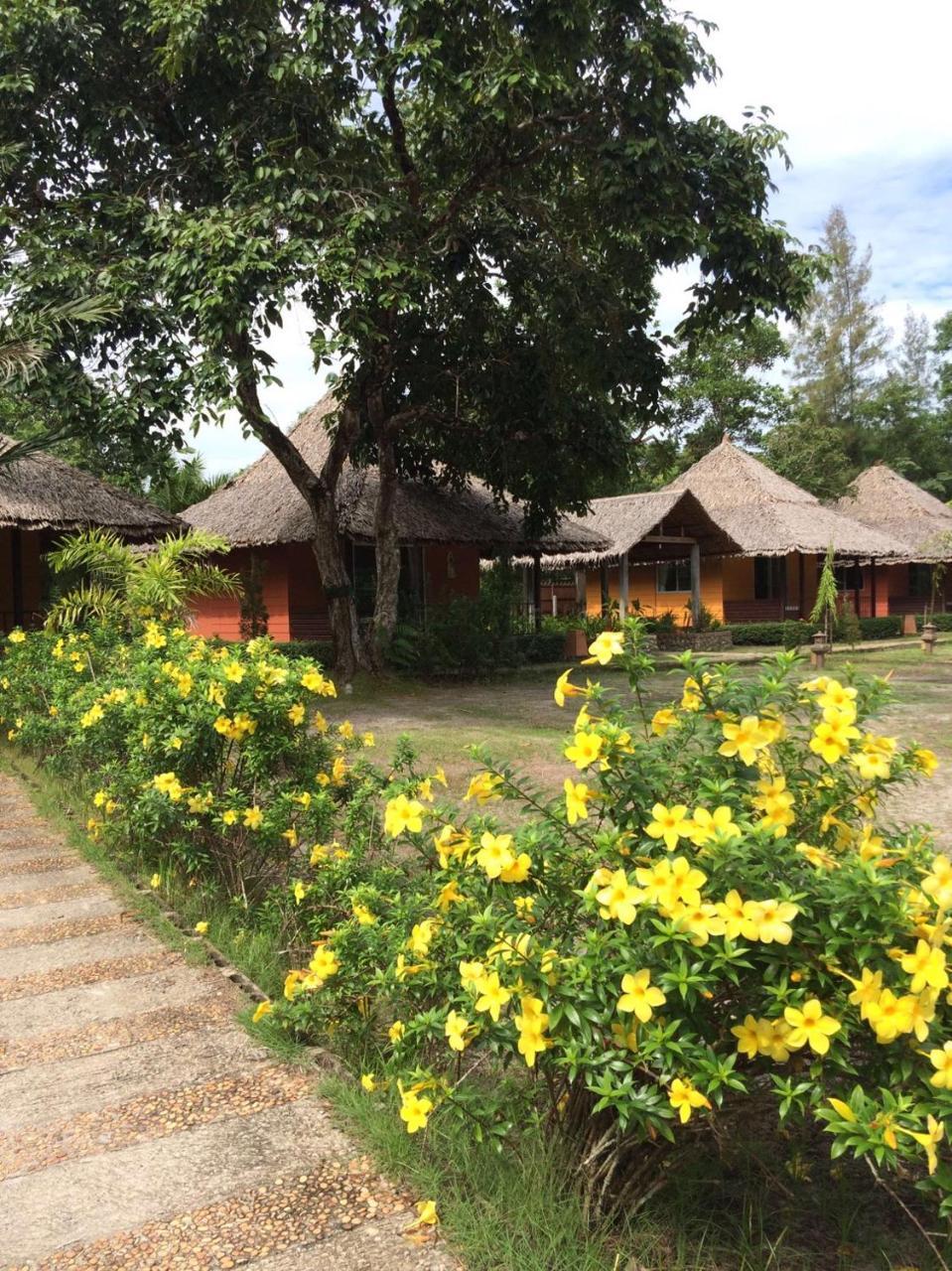 Phayam Cottage Resort Koh Phayam Exterior foto
